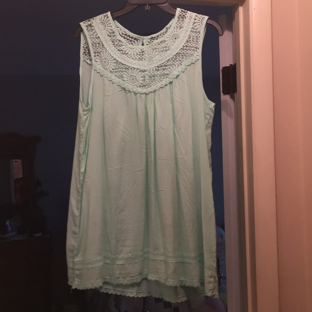 Sleeveless blouse
